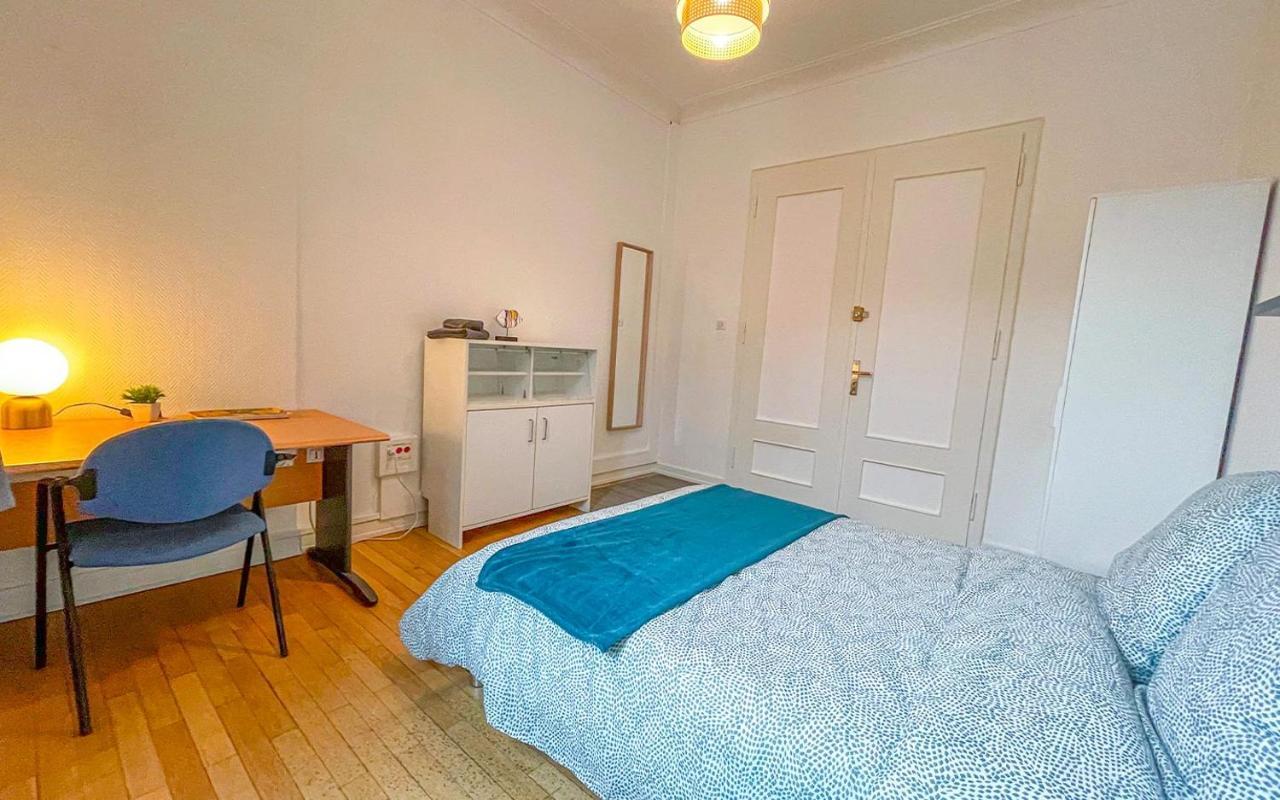 Chambres Privees -Private Room- Dans Un Spacieux Appartement - 100M2 Centre Proche Gare Mulhouse Dış mekan fotoğraf